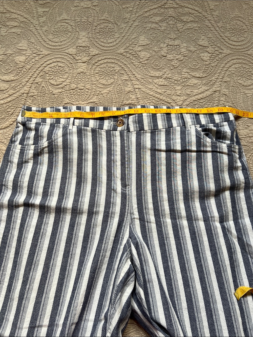 Comfy, Chic Summer Pants - Picture 5 of 8